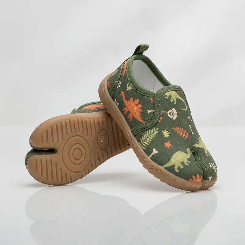 JWM82 Boy&Girl's big toe shoes Jurassic brand Size 30-35